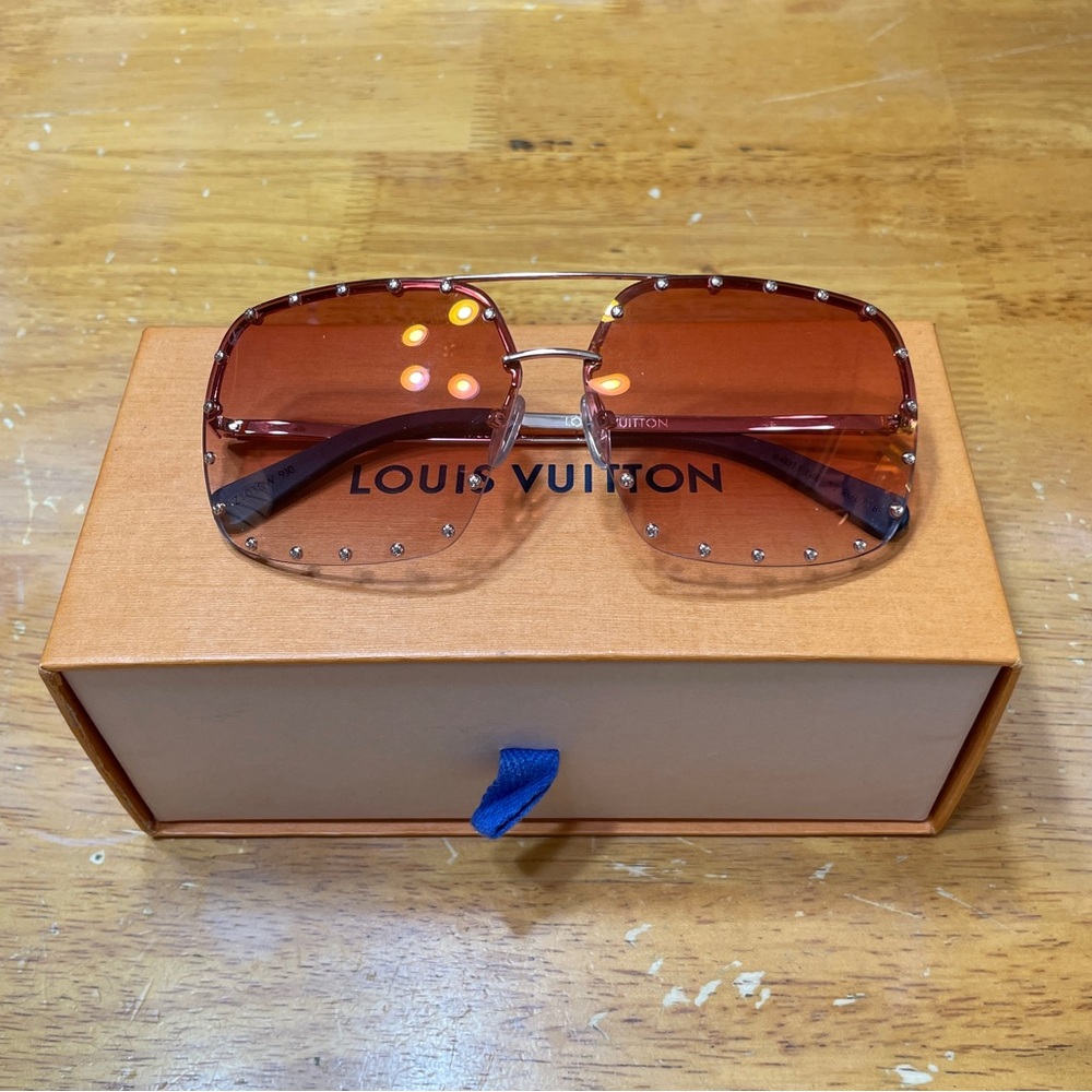Louis Vuitton Rose Sunglasses
